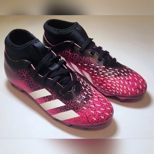 Adidas Predator Freak Kids Soccer Cleat